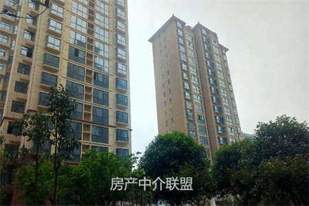 东平[榕侨·国际公馆]，带储藏室设备齐全三室两厅两卫